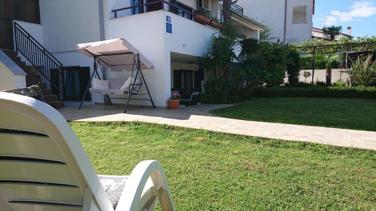 Apartment Devcic Porec Exterior photo